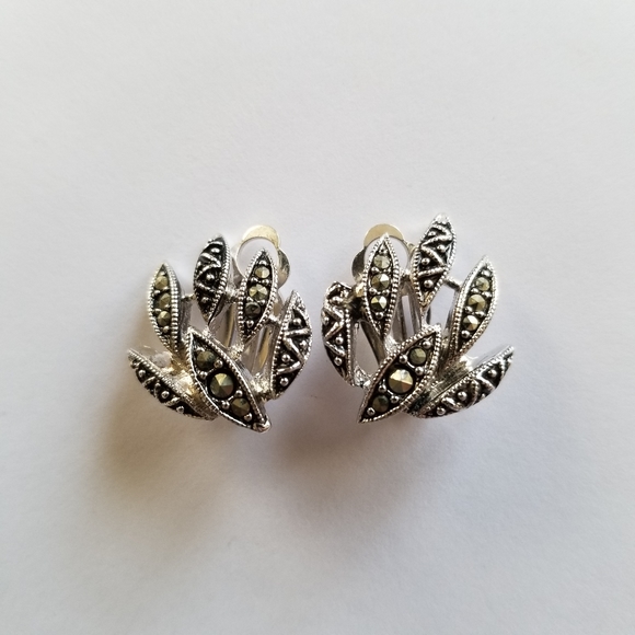 Vintage earrings D'Orlan clip on silver tone spike spiky marcasite - Picture 7 of 12